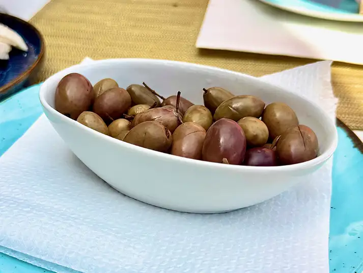 Olives at Faro e Benfica