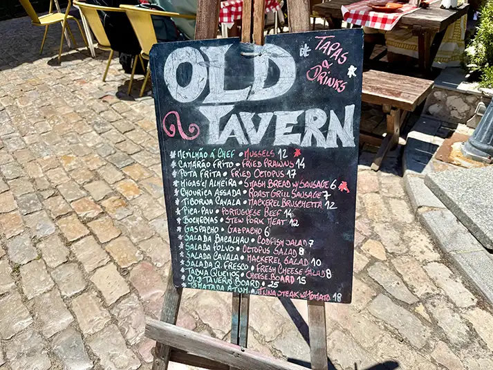 Old Tavern menu in Faro old town