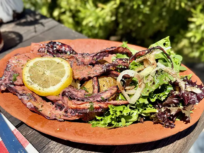 Pota Frita (fried octopus) - the old tavern in faro